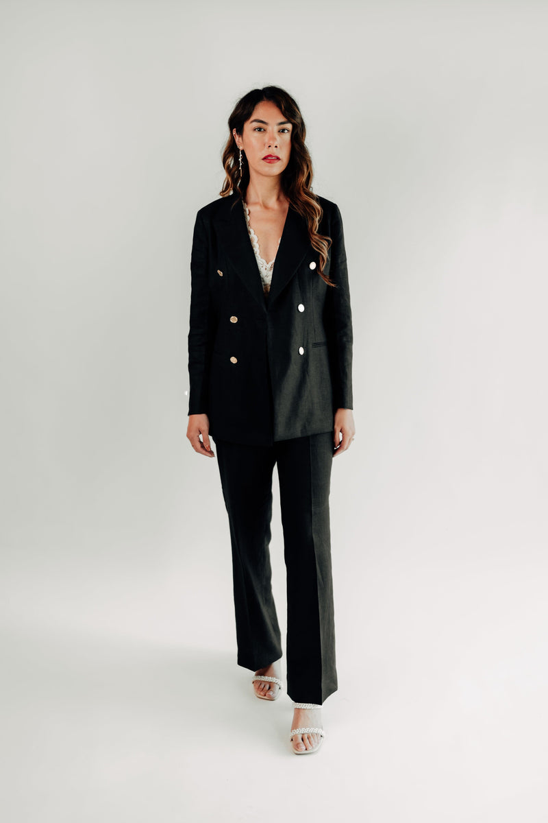 Apparel & Accessories 36 R / Black Women - Yacht Black Double Breasted Linen Suit